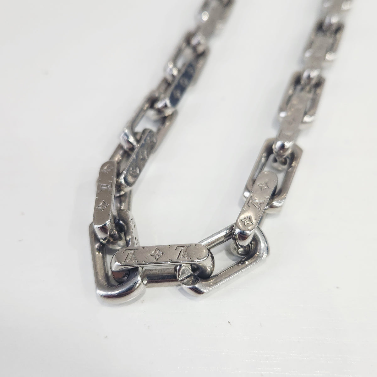Louis Vuitton - Other - Steel - Silver