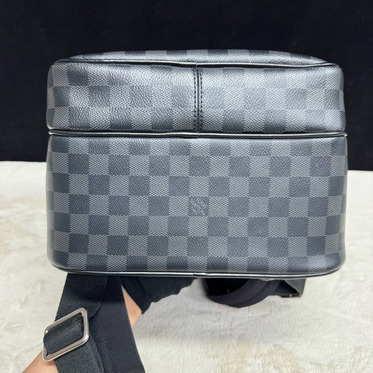 Louis Vuitton - Other - Synthetic - Black - (large)
