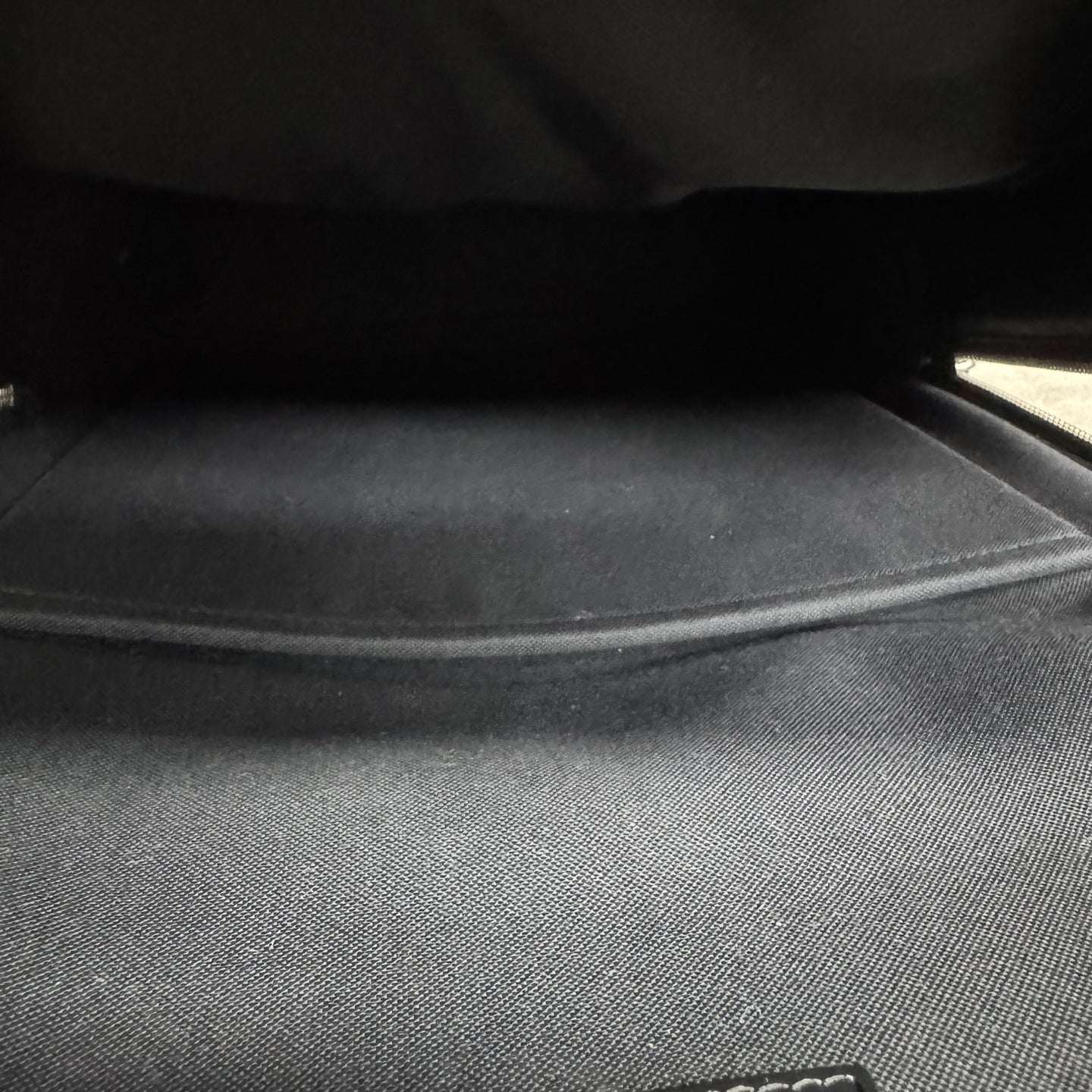Louis Vuitton - Other - Synthetic - Black - (large)