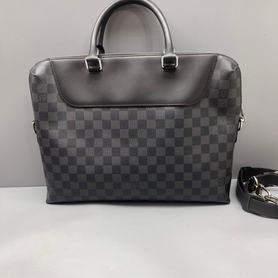 Louis Vuitton - Other - Synthetic - Black - (medium)