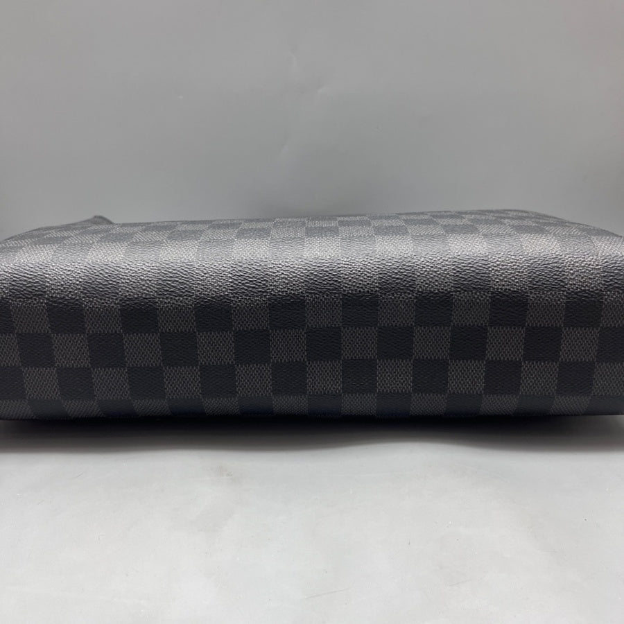 Louis Vuitton - Other - Synthetic - Black - (medium)