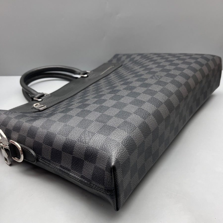 Louis Vuitton - Other - Synthetic - Black - (medium)
