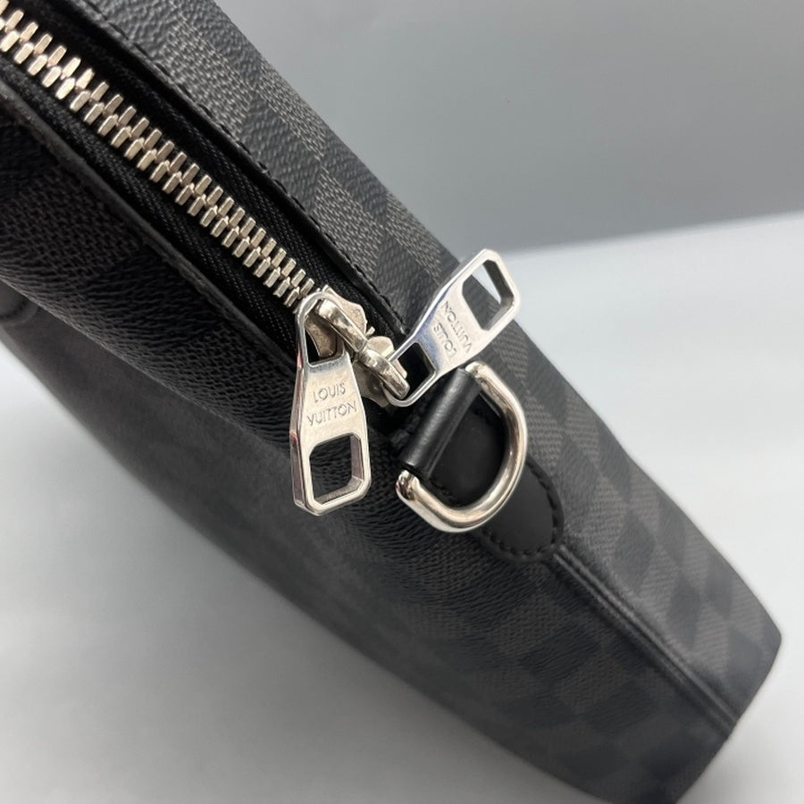 Louis Vuitton - Other - Synthetic - Black - (medium)