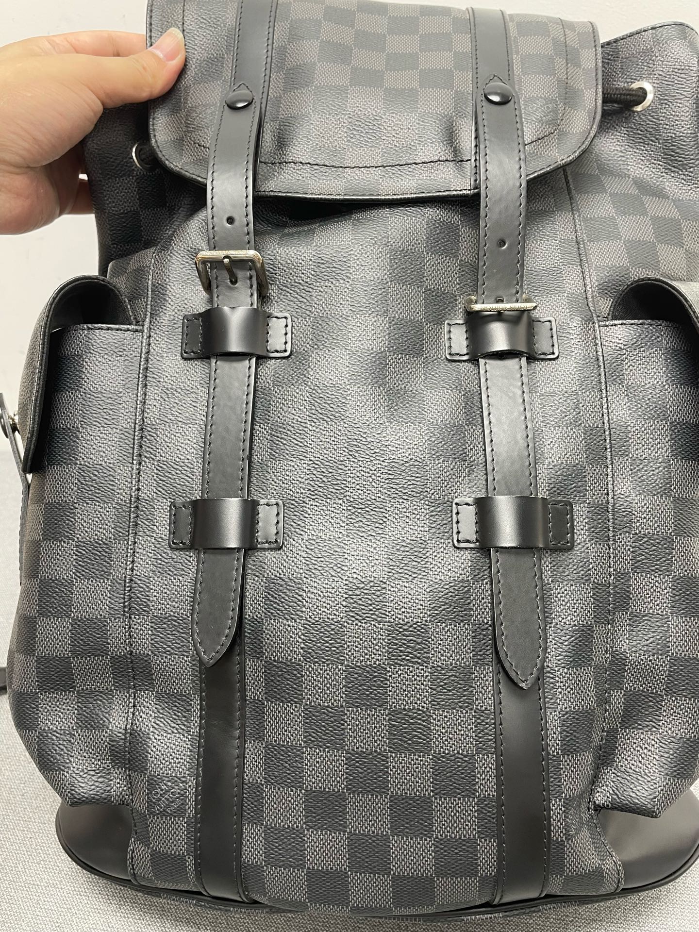 Louis Vuitton - Other - Synthetic - Black - (medium)
