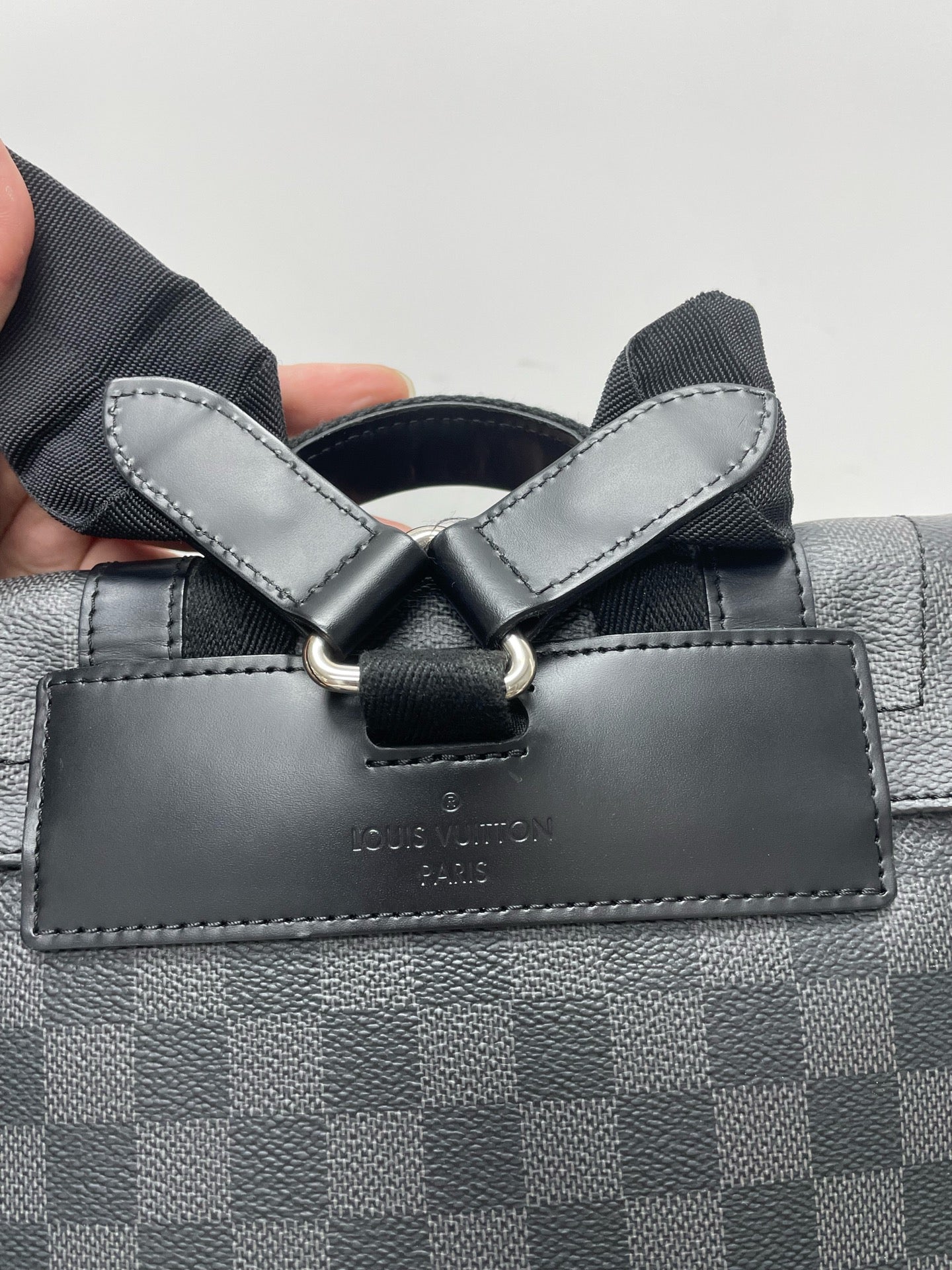 Louis Vuitton - Other - Synthetic - Black - (medium)