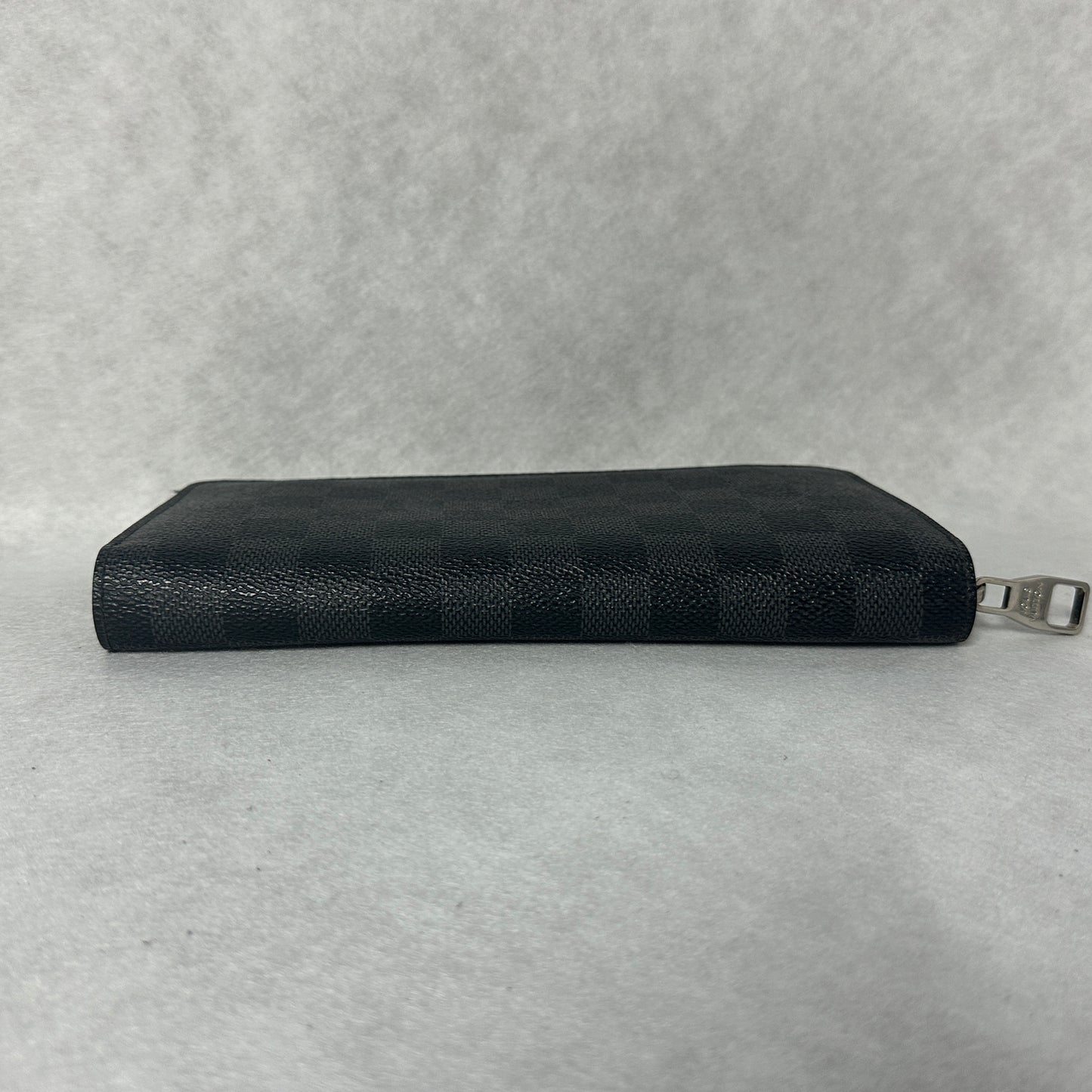 Louis Vuitton - Other - Synthetic - Black - (Other)
