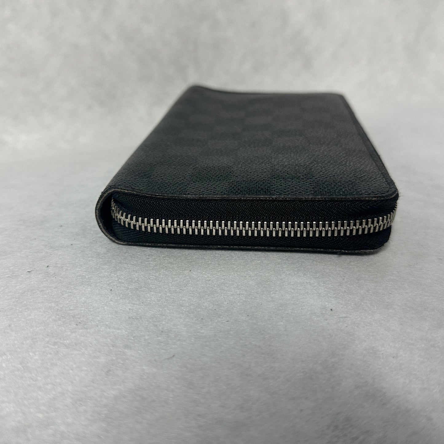 Louis Vuitton - Other - Synthetic - Black - (Other)