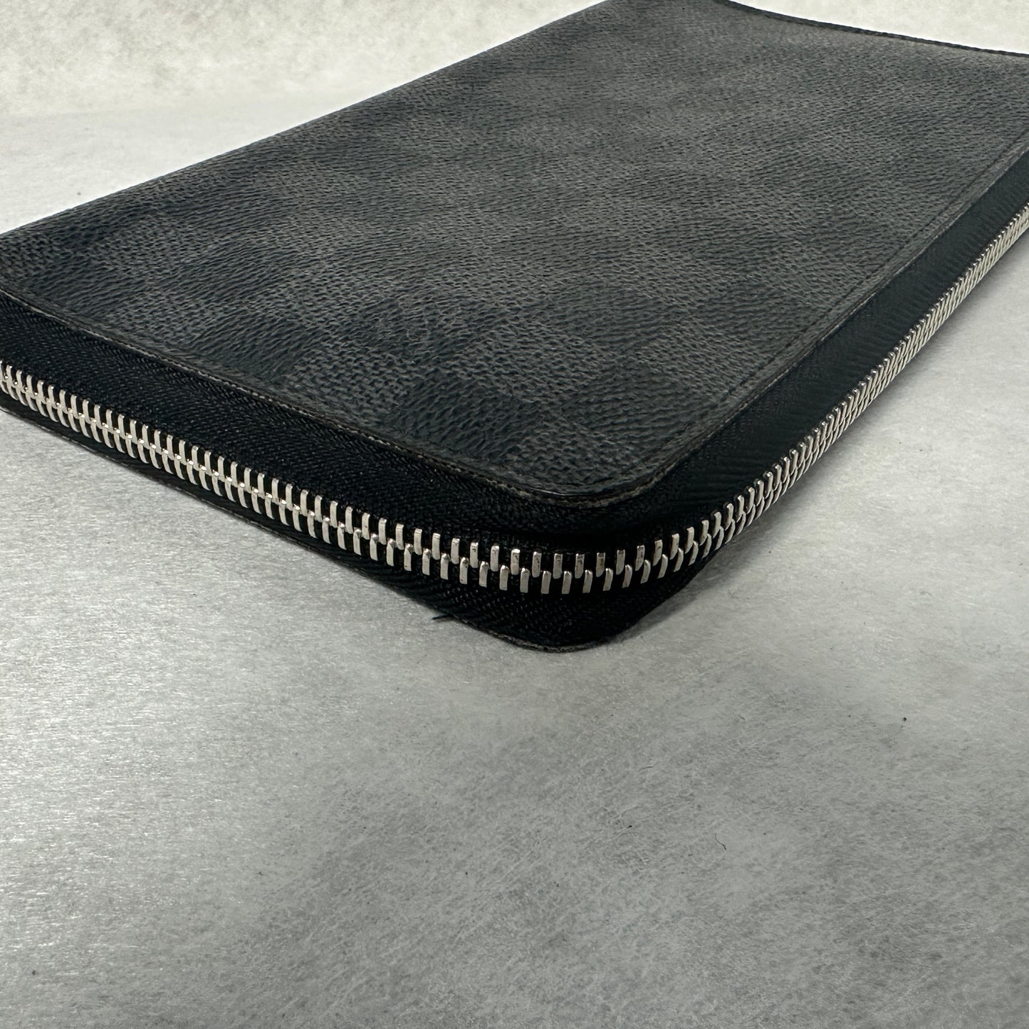 Louis Vuitton - Other - Synthetic - Black - (Other)