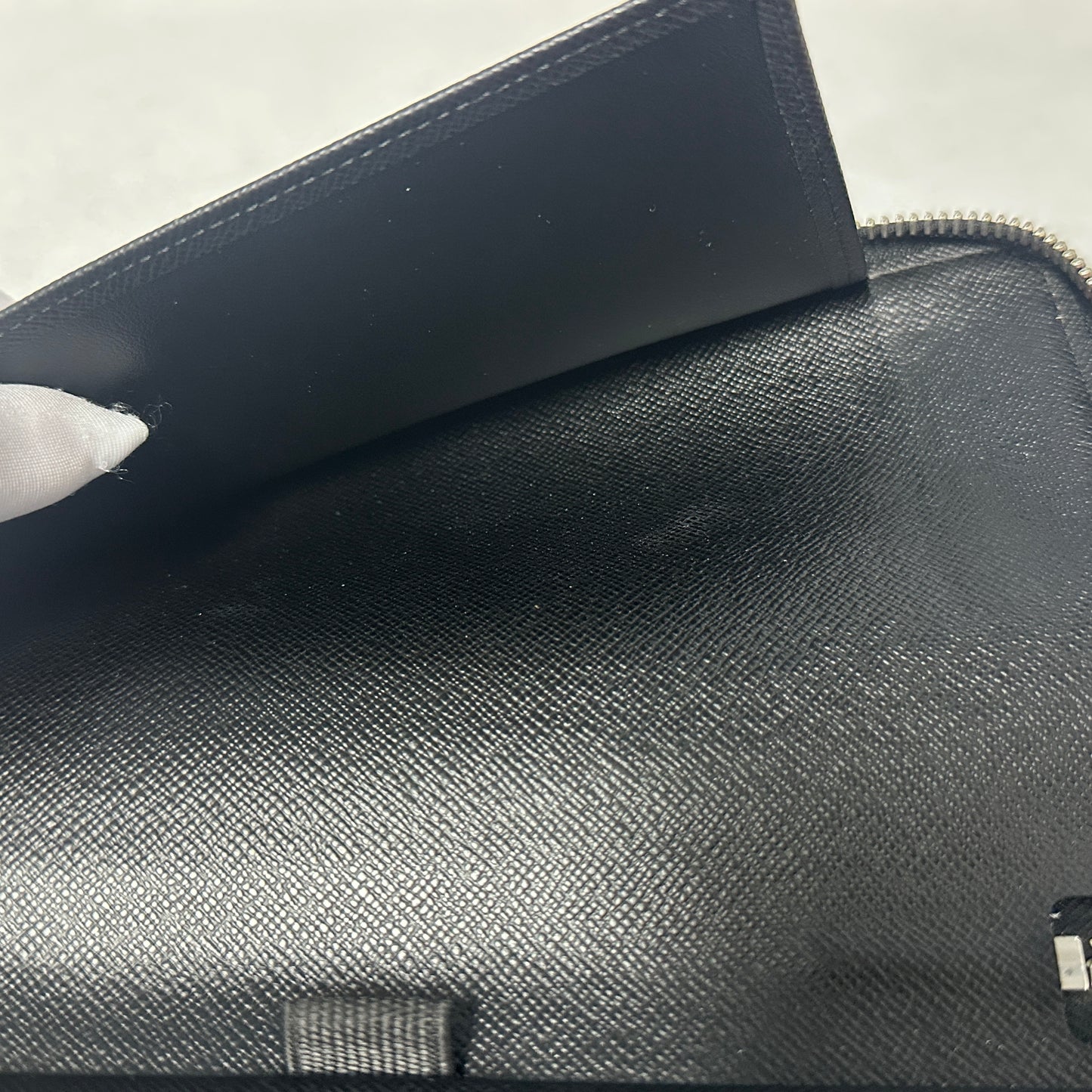 Louis Vuitton - Other - Synthetic - Black - (Other)