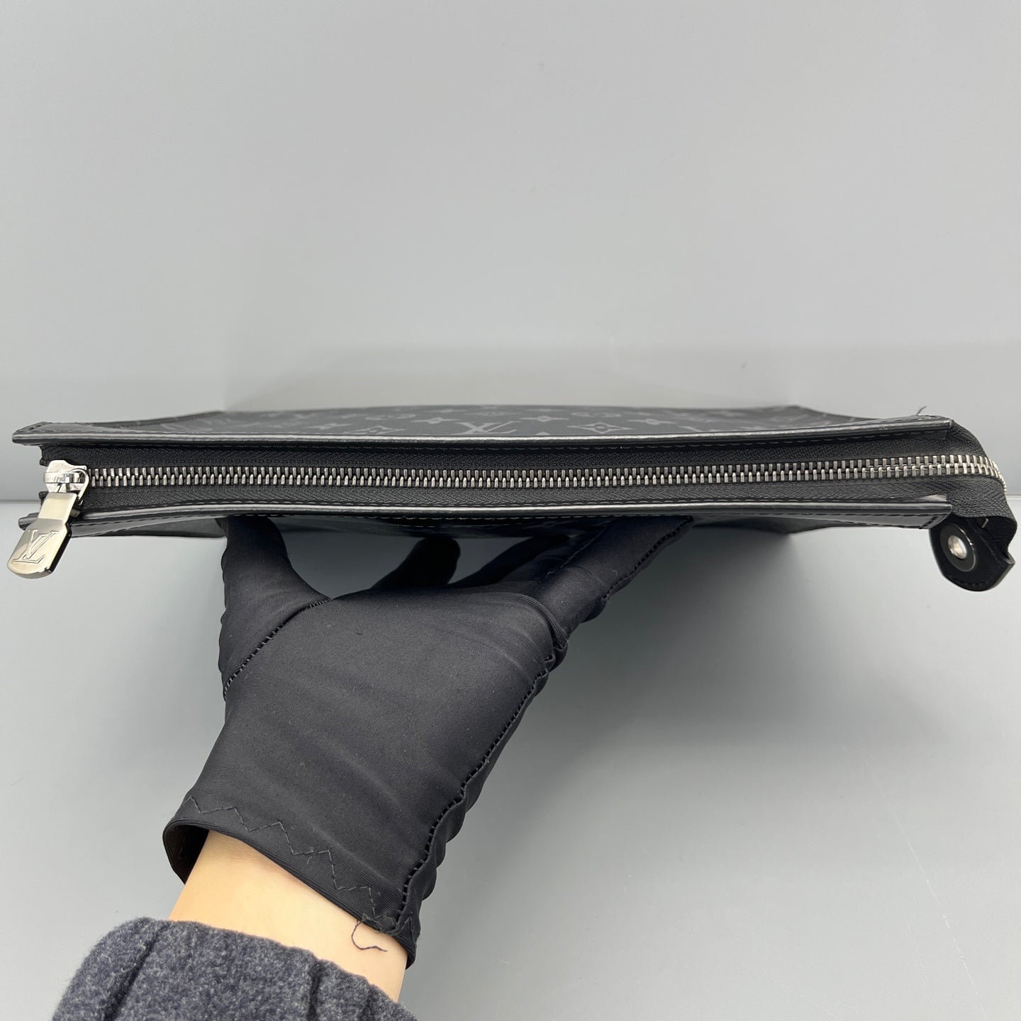 Louis Vuitton - Other - Synthetic - Black - (small)