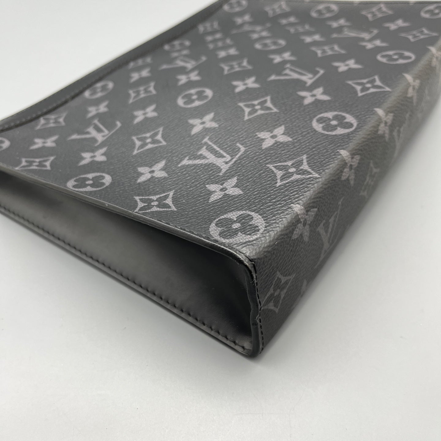 Louis Vuitton - Other - Synthetic - Black - (small)