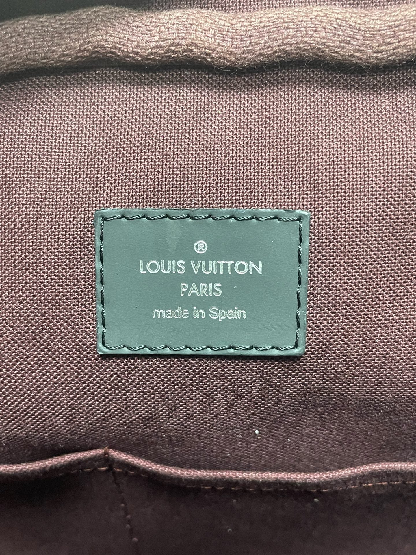 Louis Vuitton - Other - Synthetic - Brown - (large)
