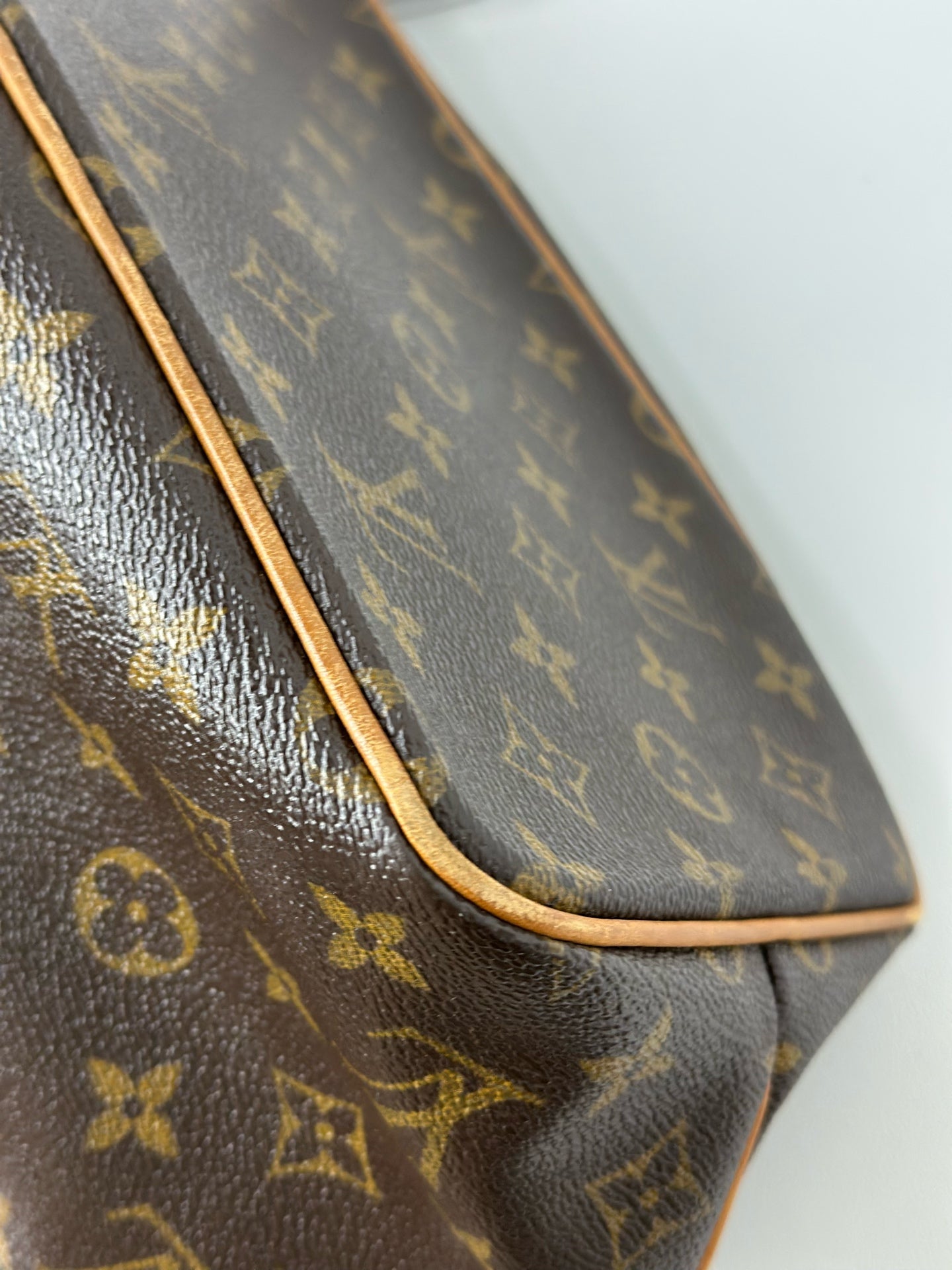 Louis Vuitton - Other - Synthetic - Brown - (large)