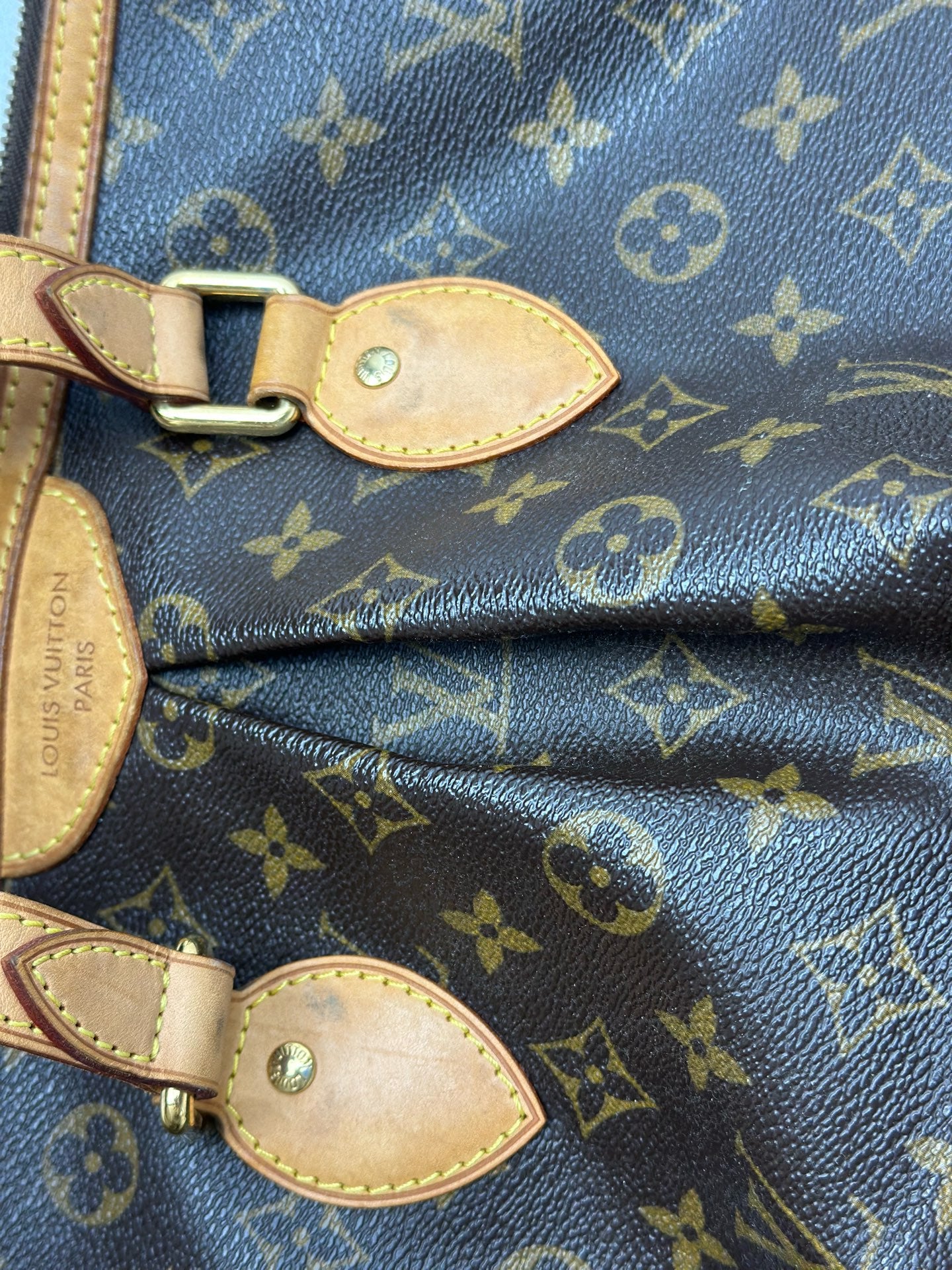 Louis Vuitton - Other - Synthetic - Brown - (large)