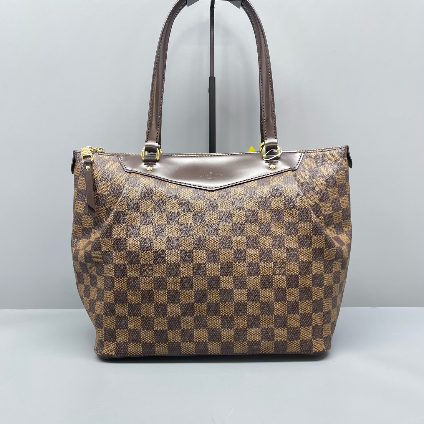 Louis Vuitton - Other - Synthetic - Brown - (medium)
