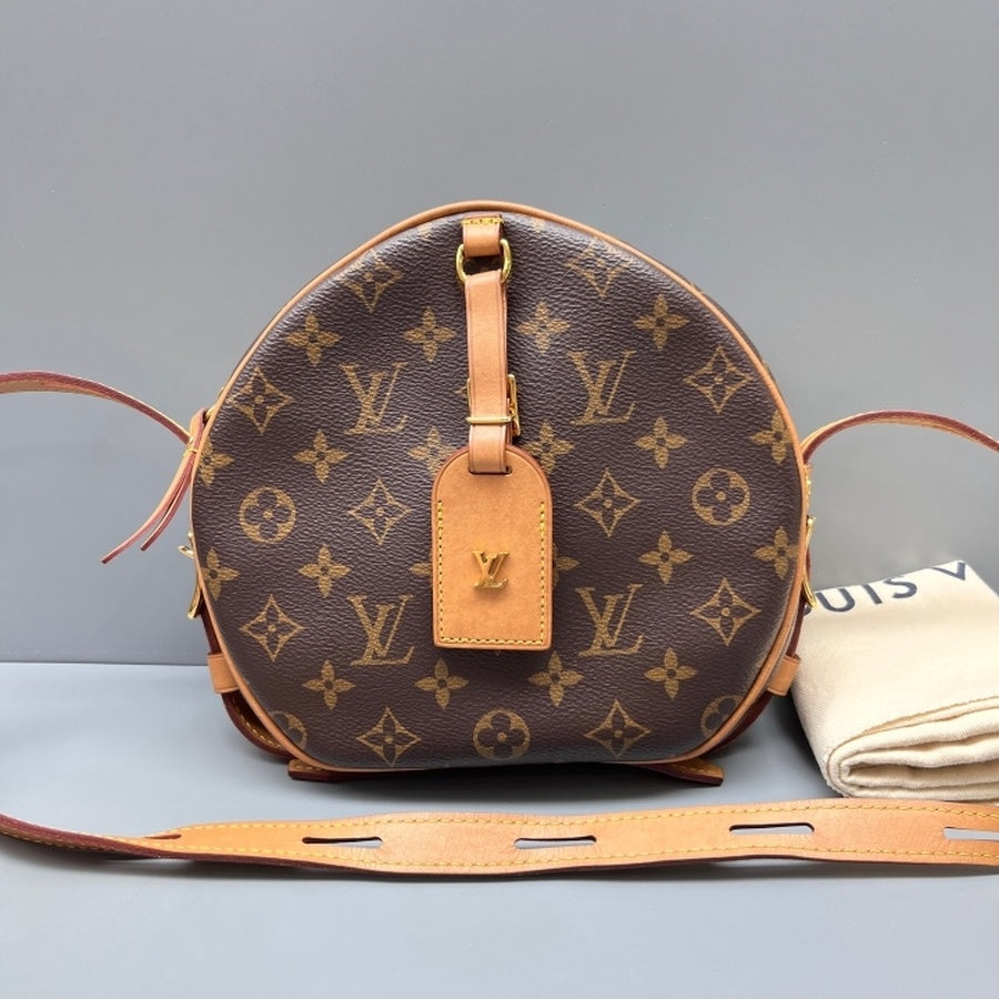 Louis Vuitton - Other - Synthetic - Brown - (medium)