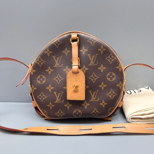 Louis Vuitton - Other - Synthetic - Brown - (medium)