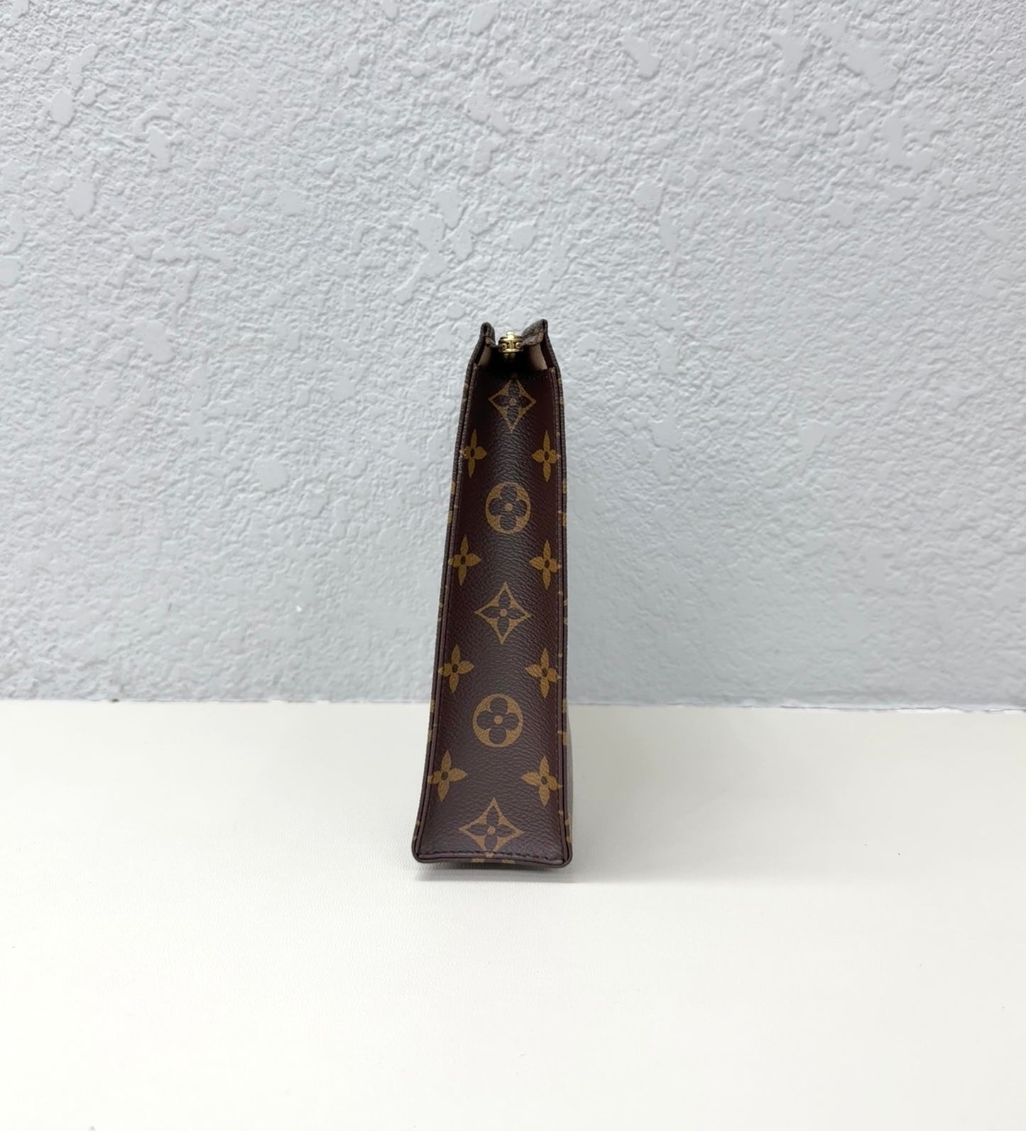 Louis Vuitton - Other - Synthetic - Brown - (medium)