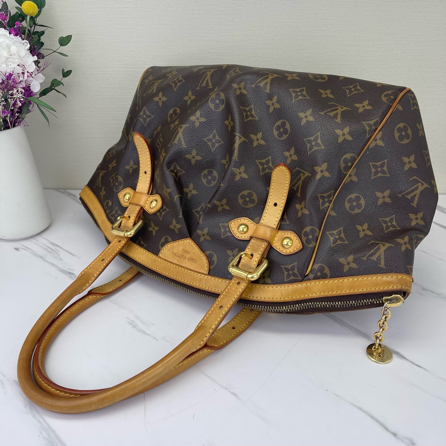 Louis Vuitton - Other - Synthetic - Brown - (medium)