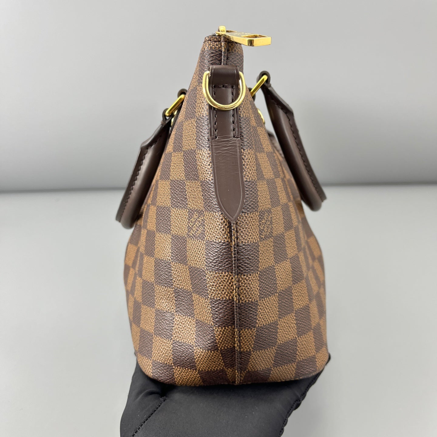 Louis Vuitton - Other - Synthetic - Brown - (medium)