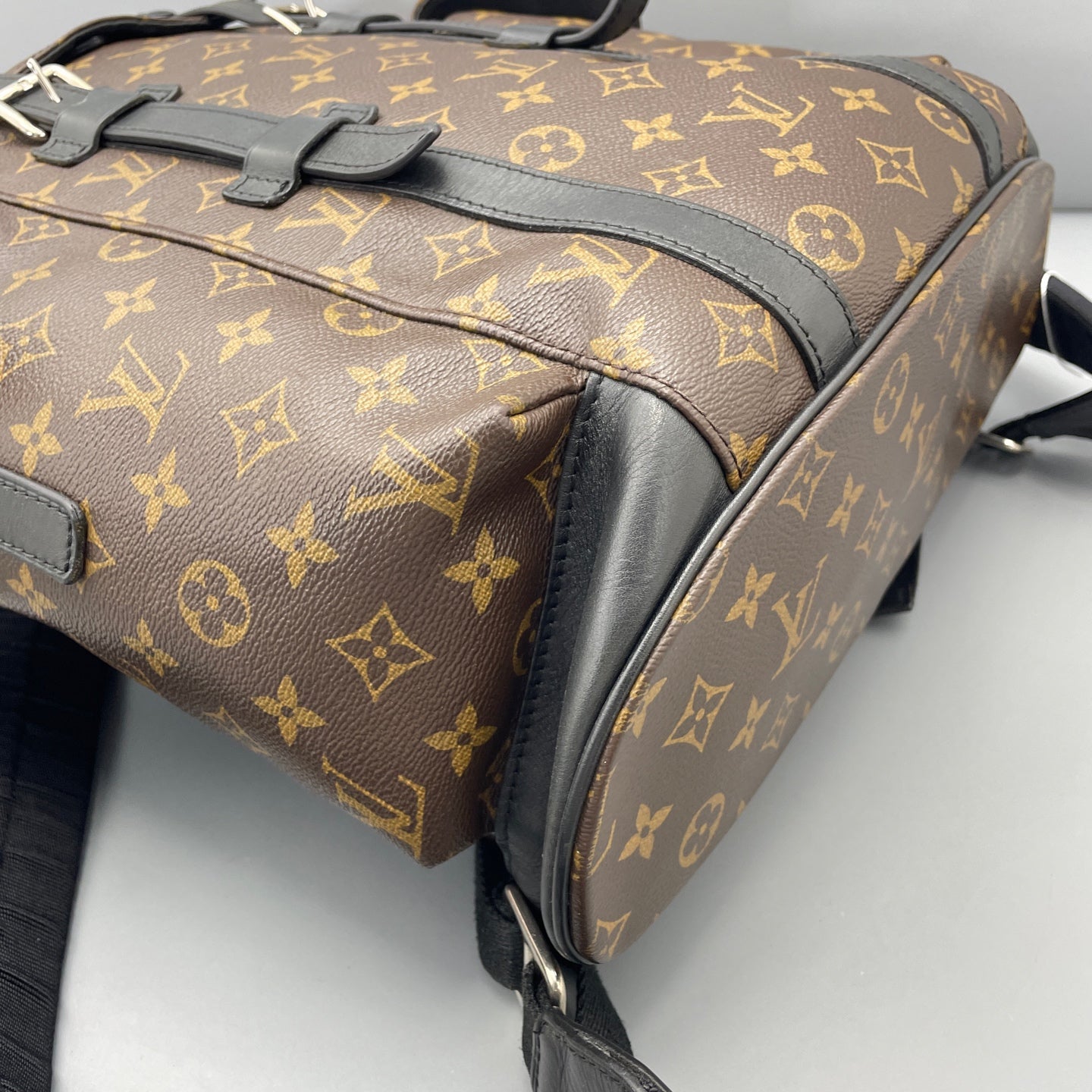 Louis Vuitton - Other - Synthetic - Brown - (Medium)
