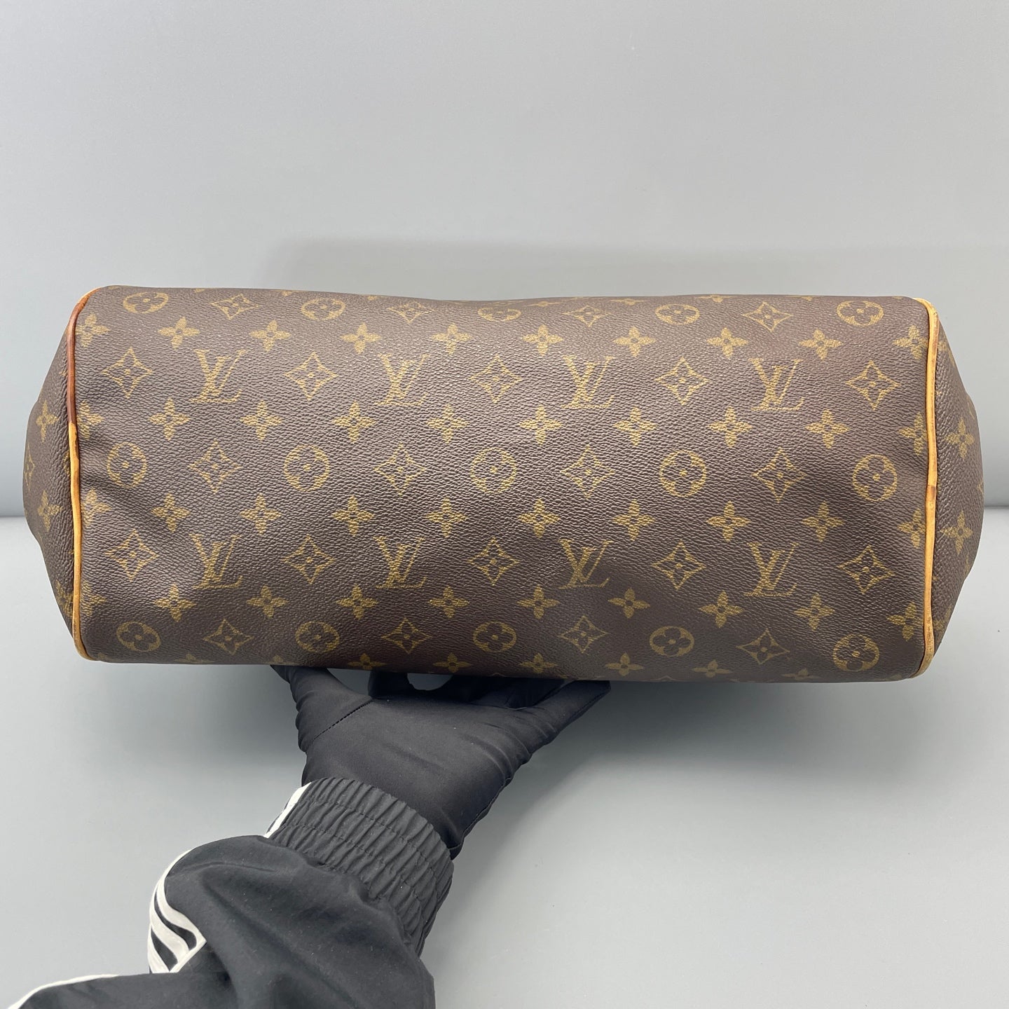 Louis Vuitton - Other - Synthetic - Brown - (medium)
