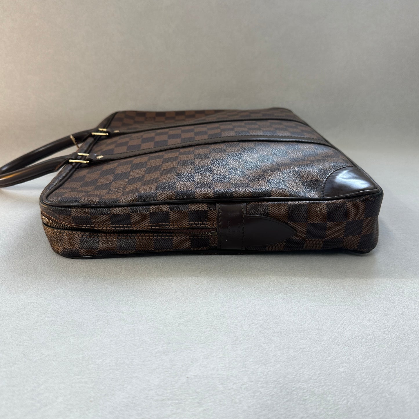 Louis Vuitton - Other - Synthetic - Brown - (medium)