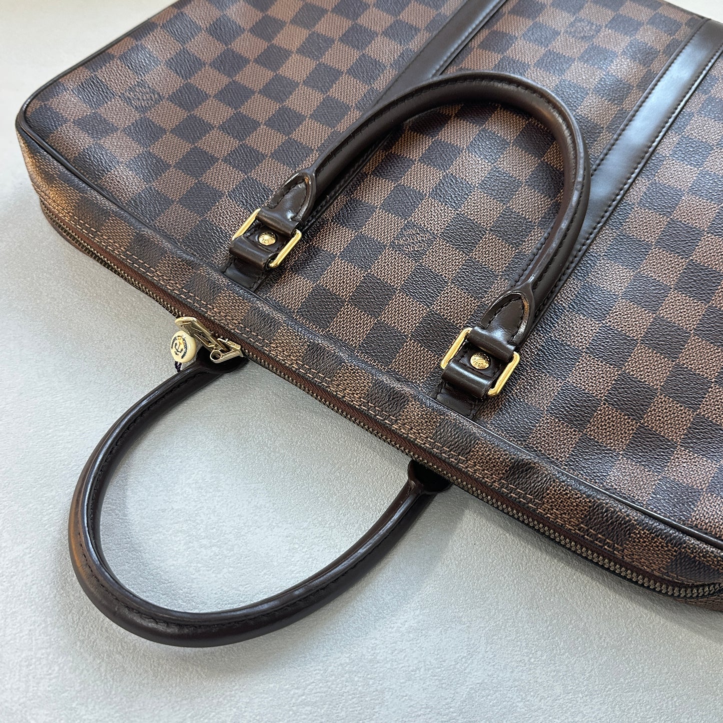 Louis Vuitton - Other - Synthetic - Brown - (medium)