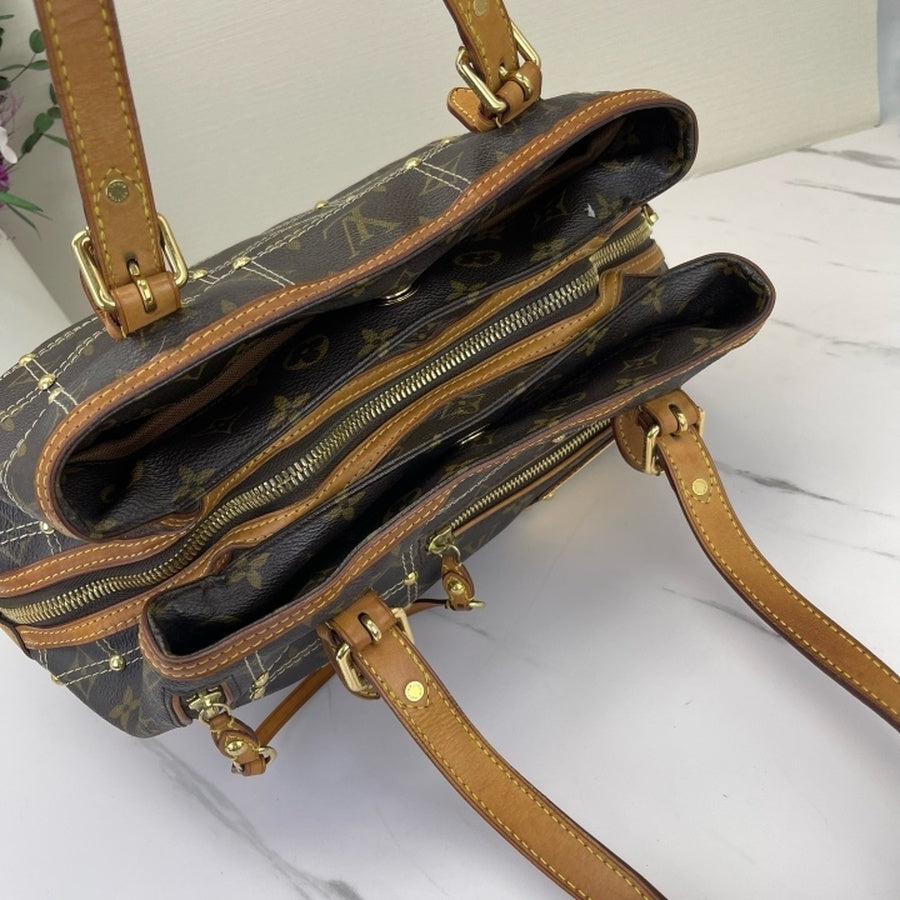Louis Vuitton - Other - Synthetic - Brown - (medium)