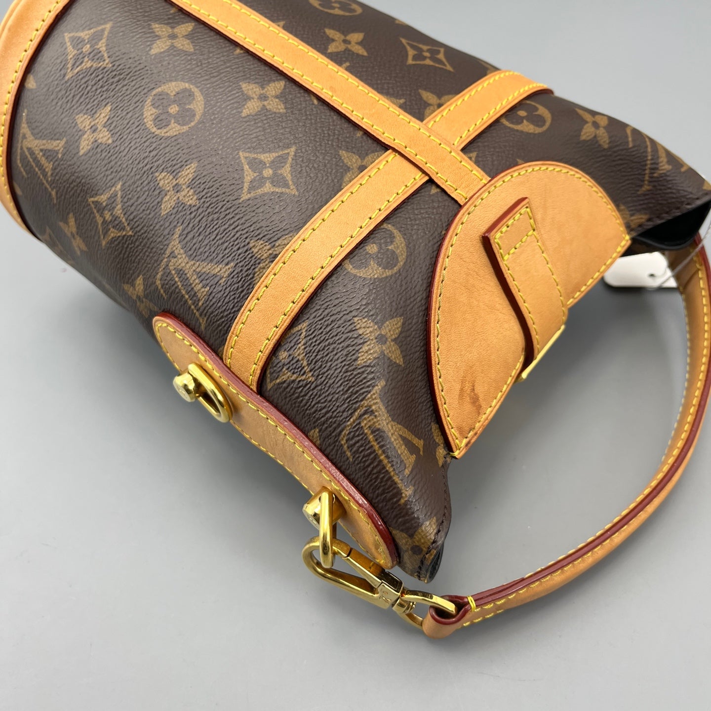 Louis Vuitton - Other - Synthetic - Brown - (medium)