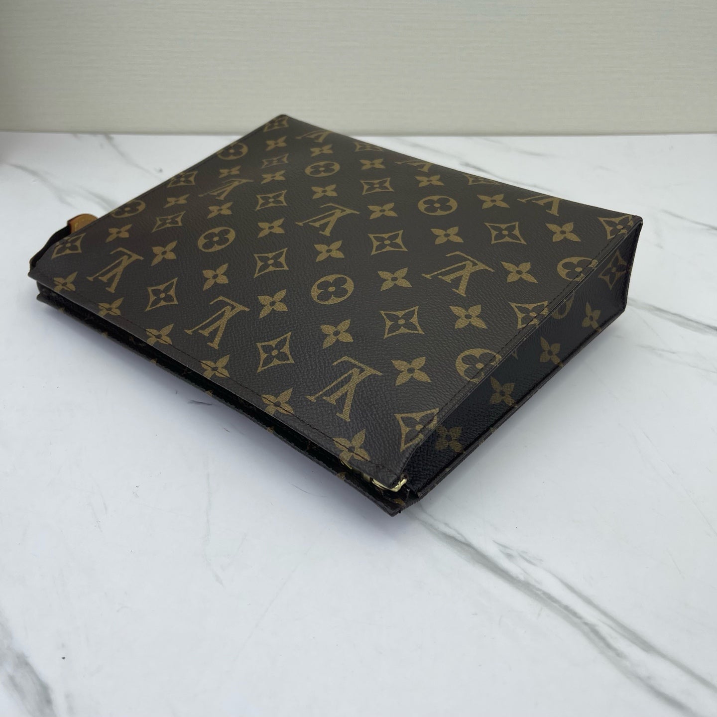 Louis Vuitton - Other - Synthetic - Brown - (medium)