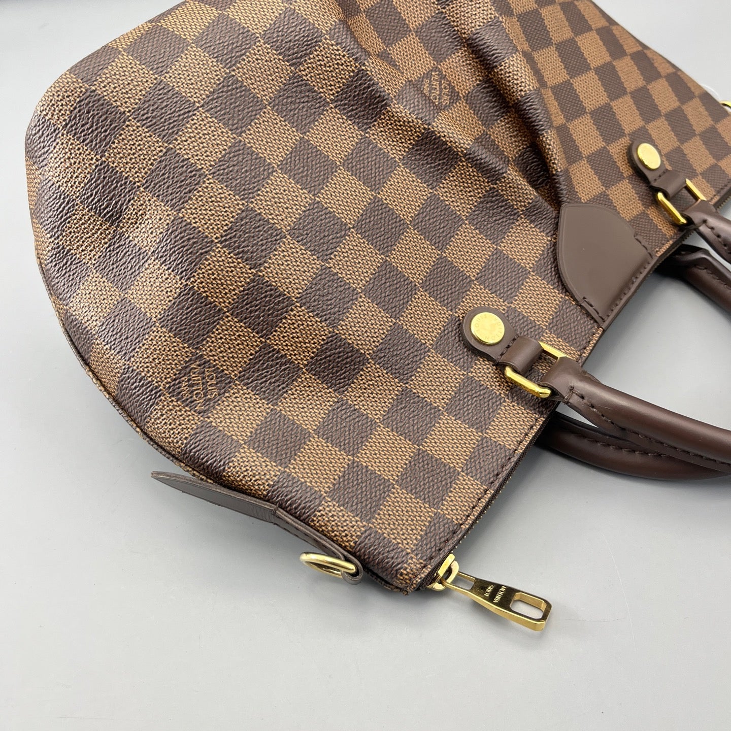 Louis Vuitton - Other - Synthetic - Brown - (medium)