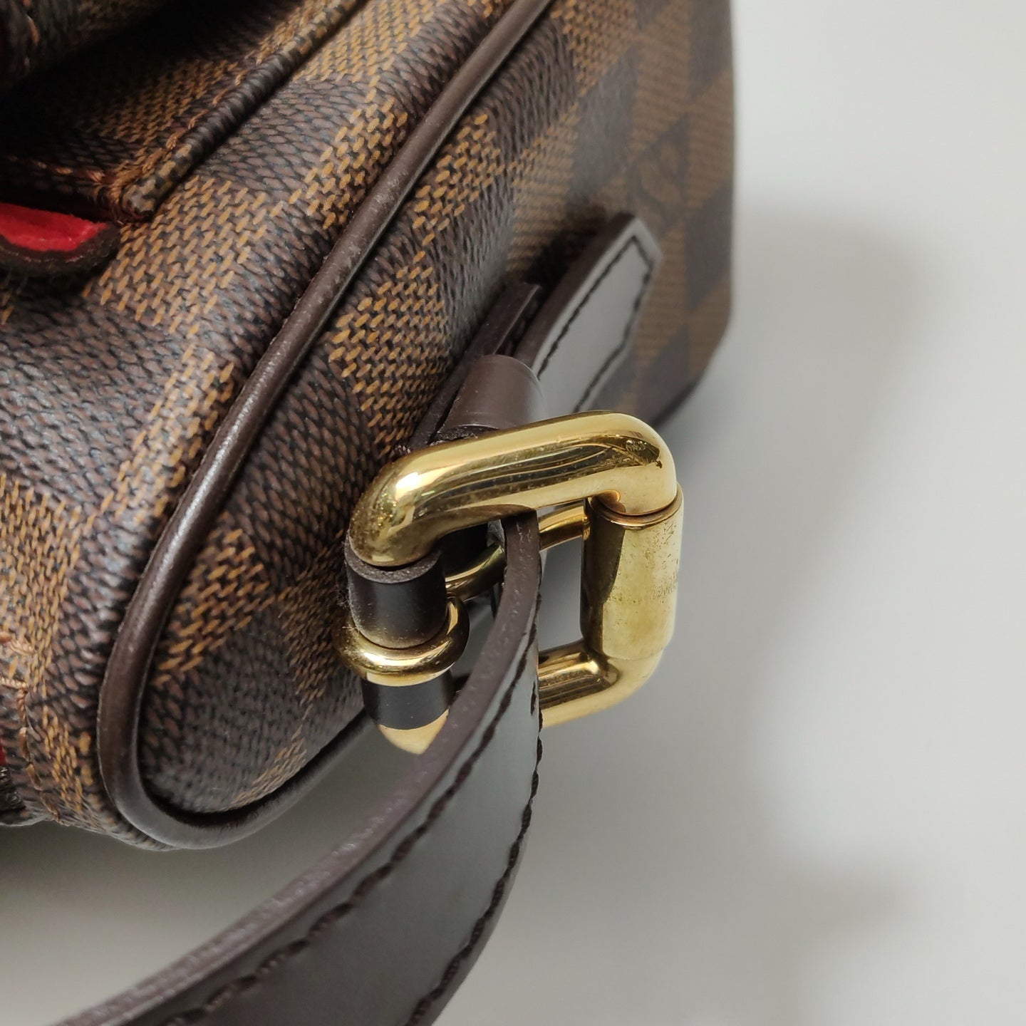 Louis Vuitton - Other - Synthetic - Brown - (medium)