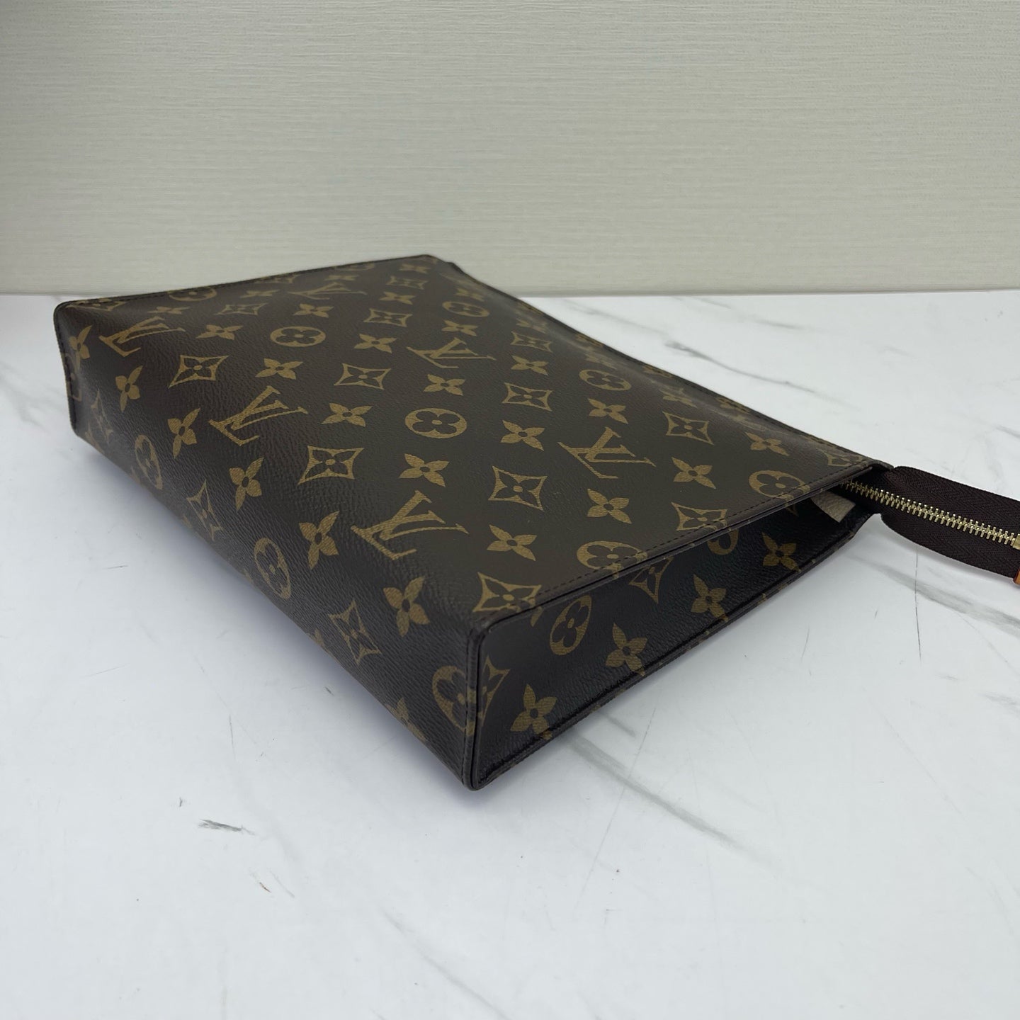 Louis Vuitton - Other - Synthetic - Brown - (medium)