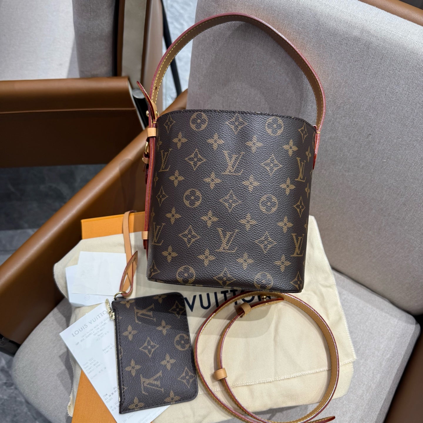 Louis Vuitton - Other - Synthetic - Brown - (mini)