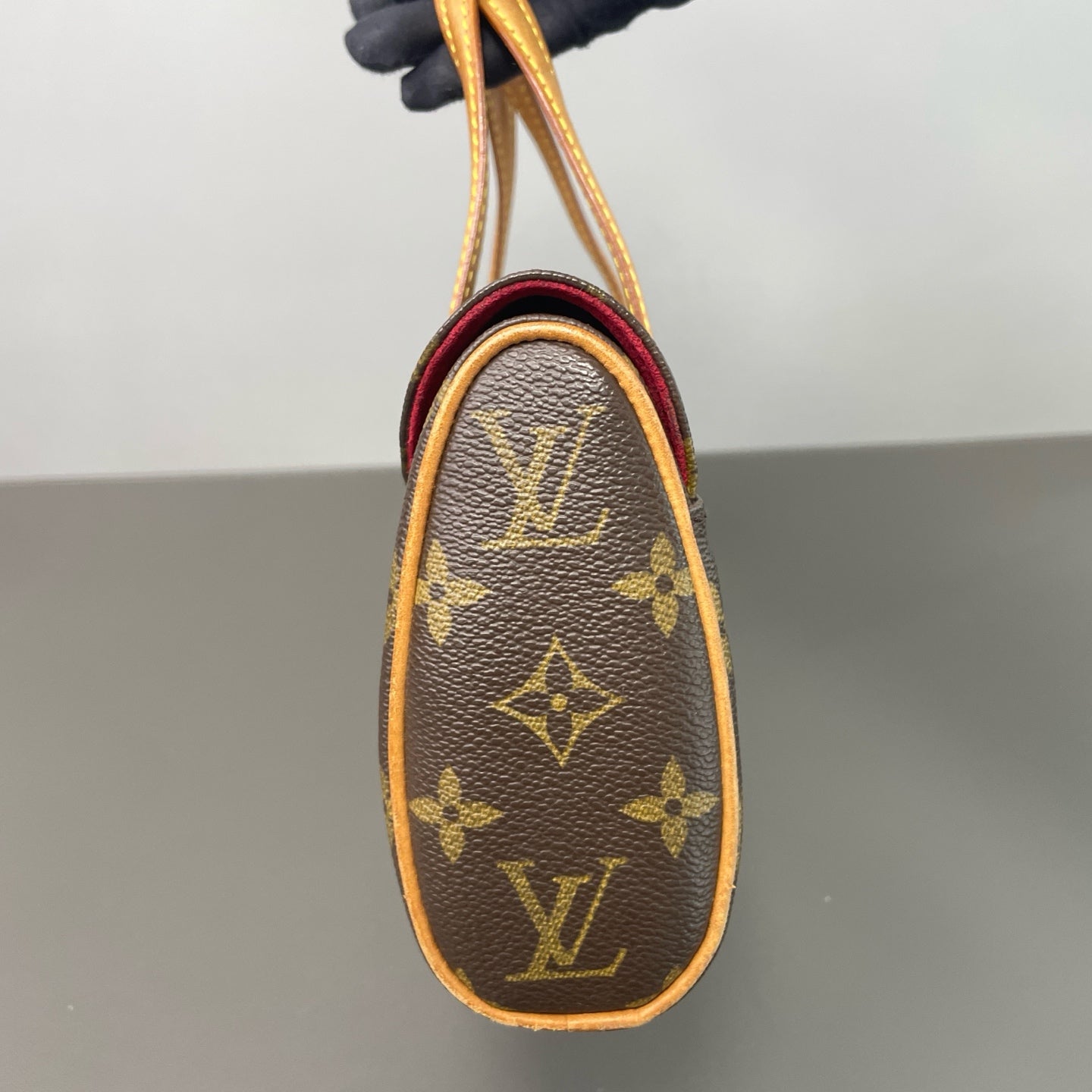 Louis Vuitton - Other - Synthetic - Brown - (mini)