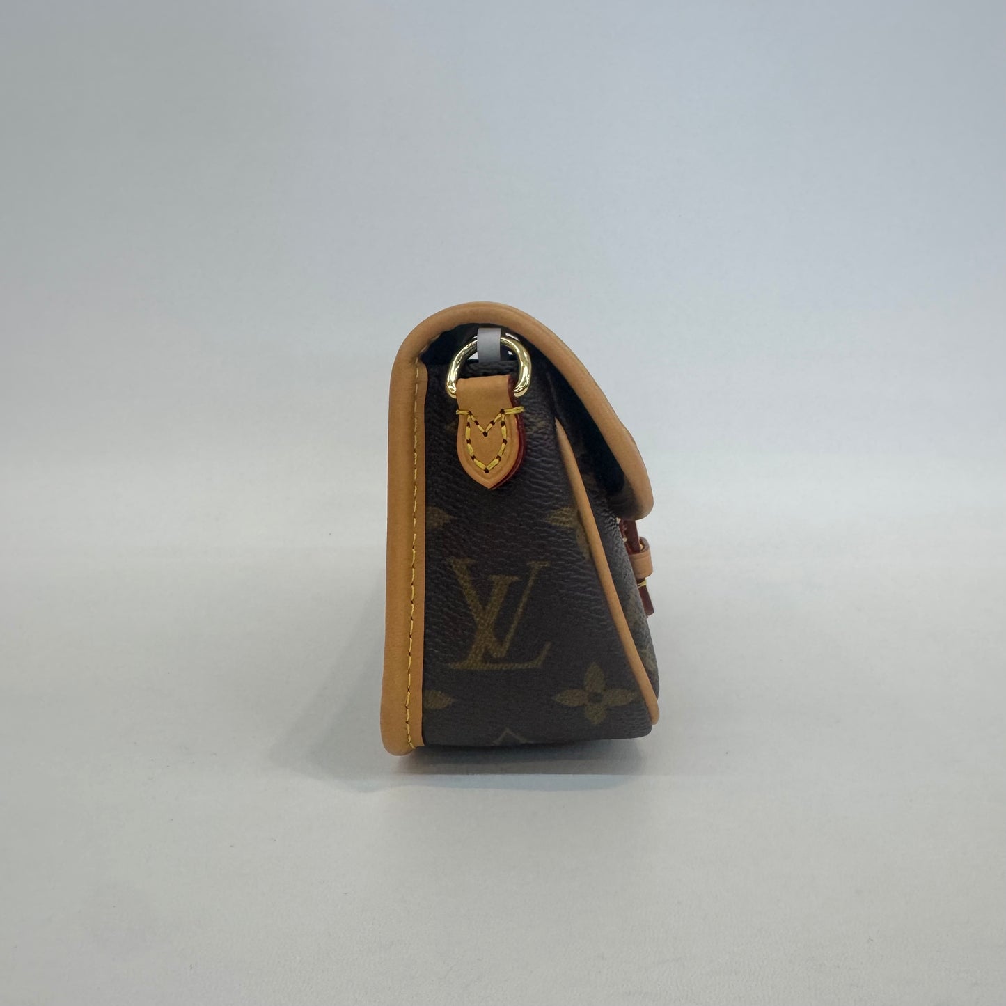 Louis Vuitton - Other - Synthetic - Brown - (mini)