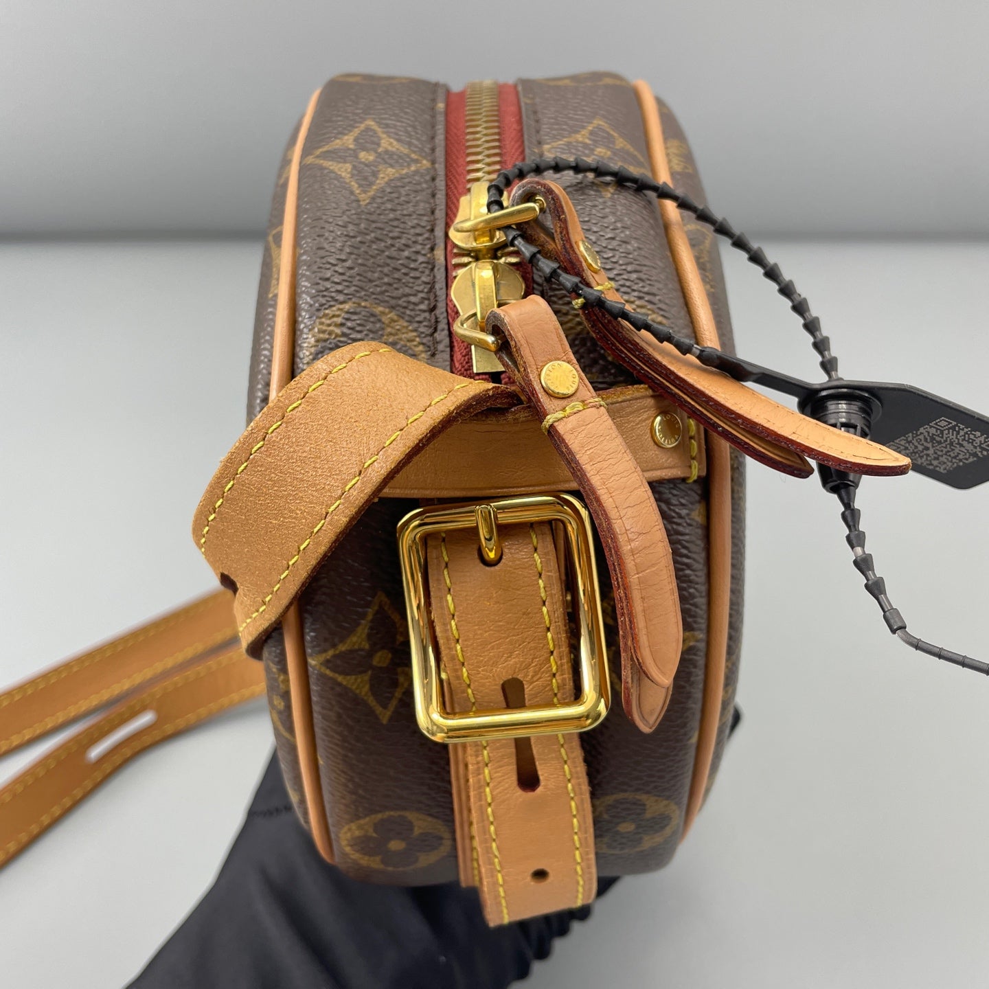 Louis Vuitton - Other - Synthetic - Brown - (mini)