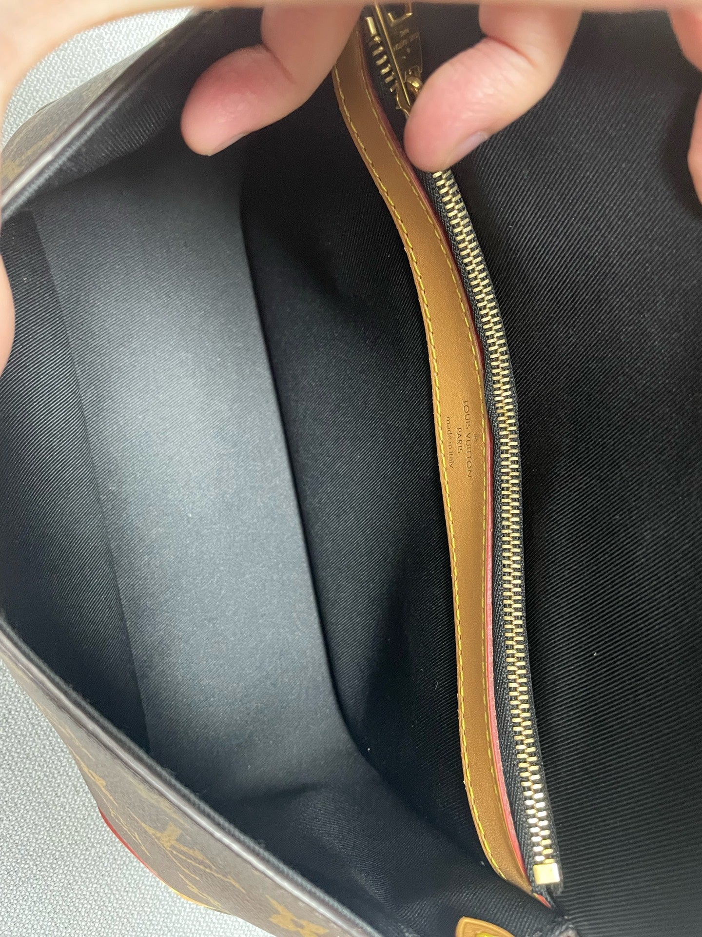 Louis Vuitton - Other - Synthetic - Brown - (mini)