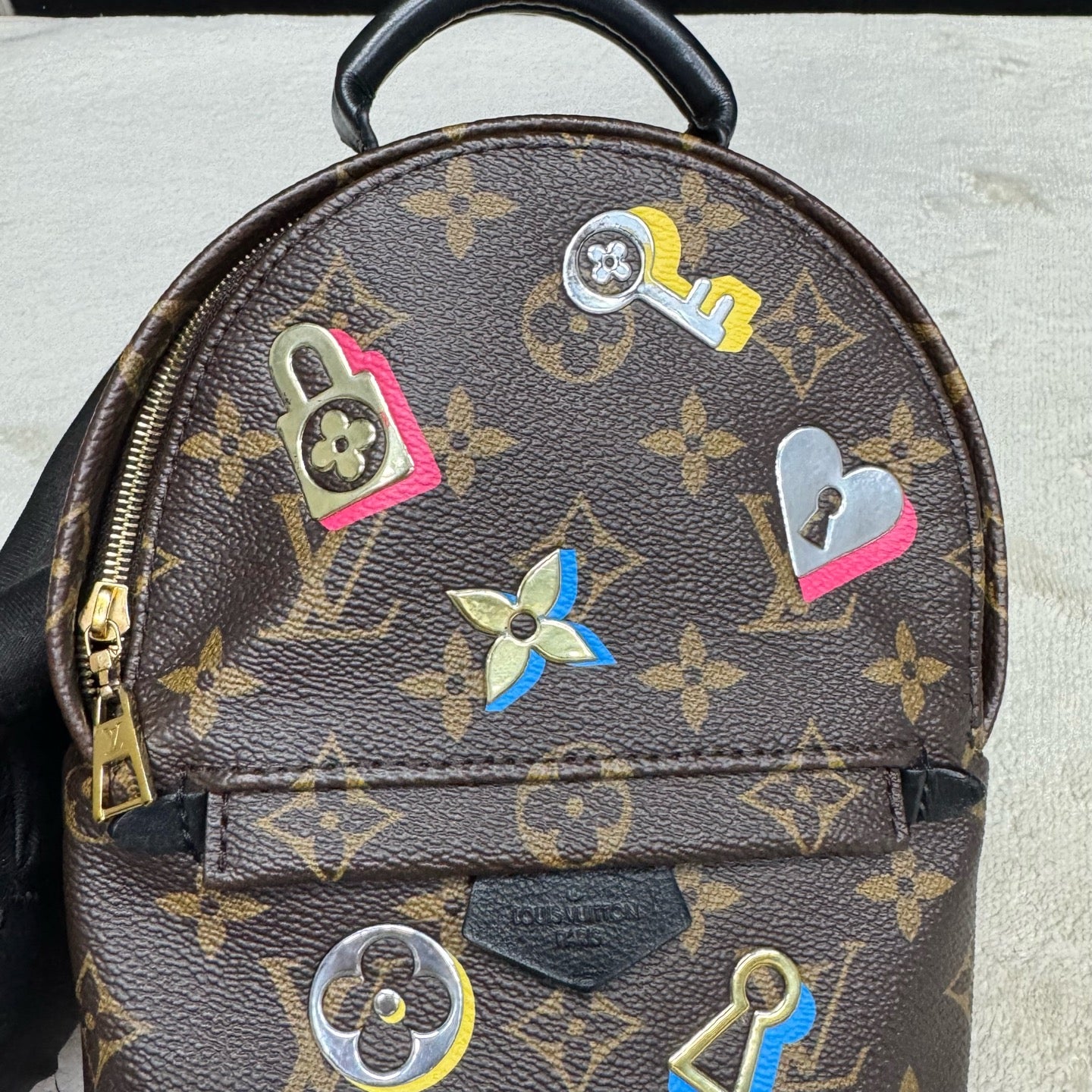 Louis Vuitton - Other - Synthetic - Brown - (mini)
