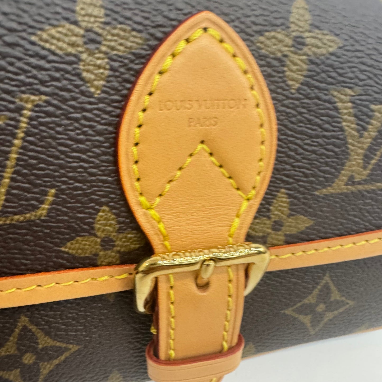 Louis Vuitton - Other - Synthetic - Brown - (mini)