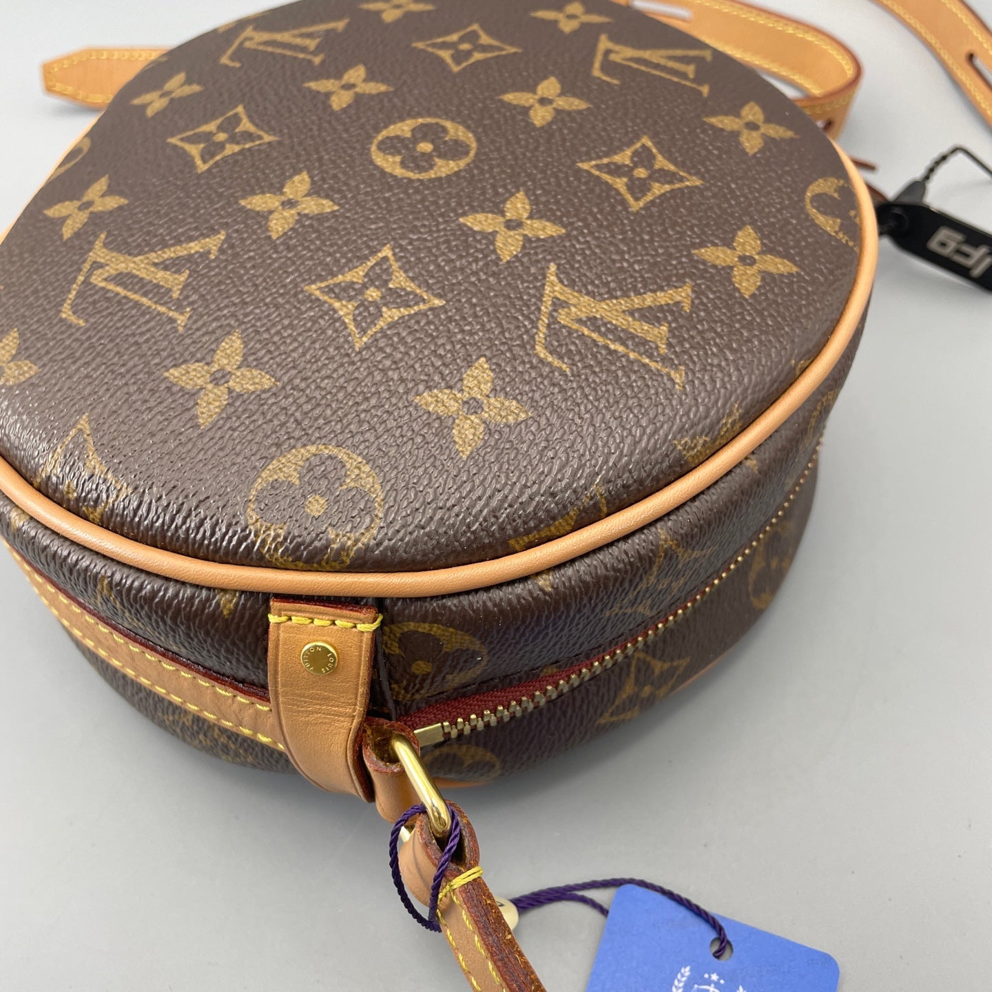 Louis Vuitton - Other - Synthetic - Brown - (mini)