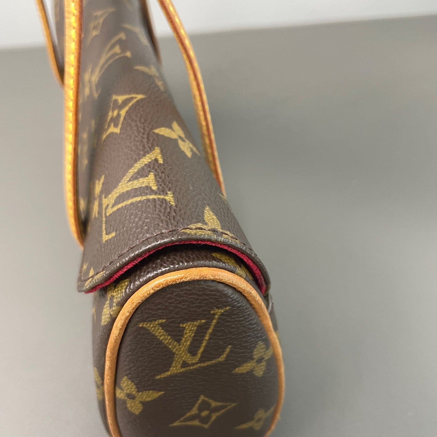 Louis Vuitton - Other - Synthetic - Brown - (mini)