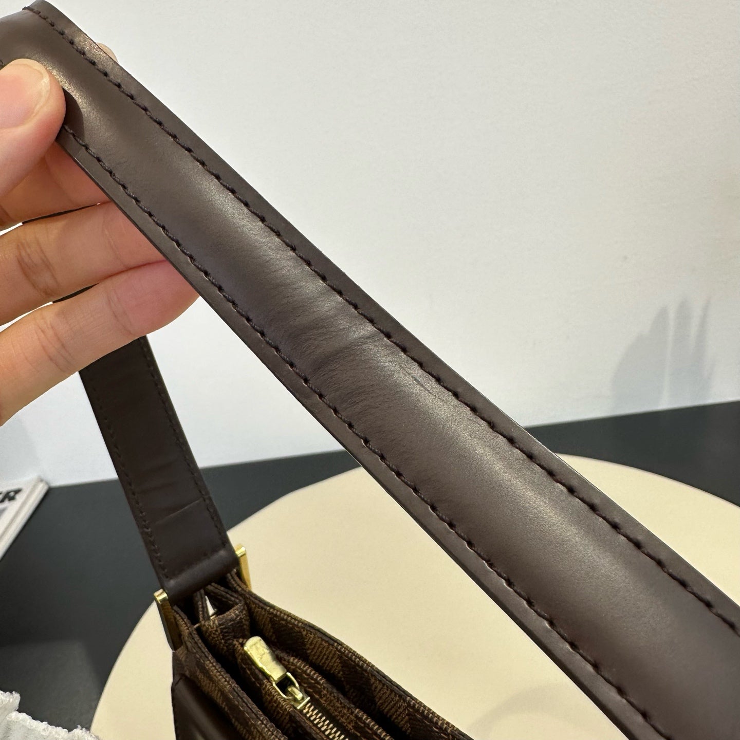 Louis Vuitton - Other - Synthetic - Brown - (mini)