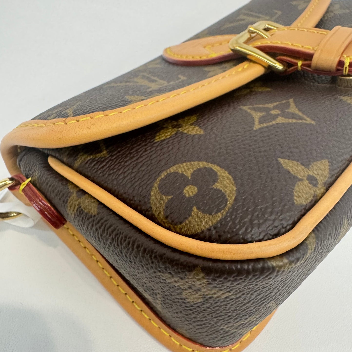 Louis Vuitton - Other - Synthetic - Brown - (mini)