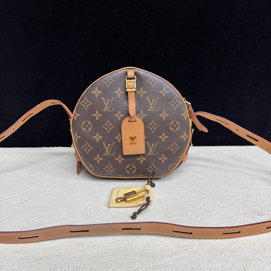 Louis Vuitton - Other - Synthetic - Brown - (small)