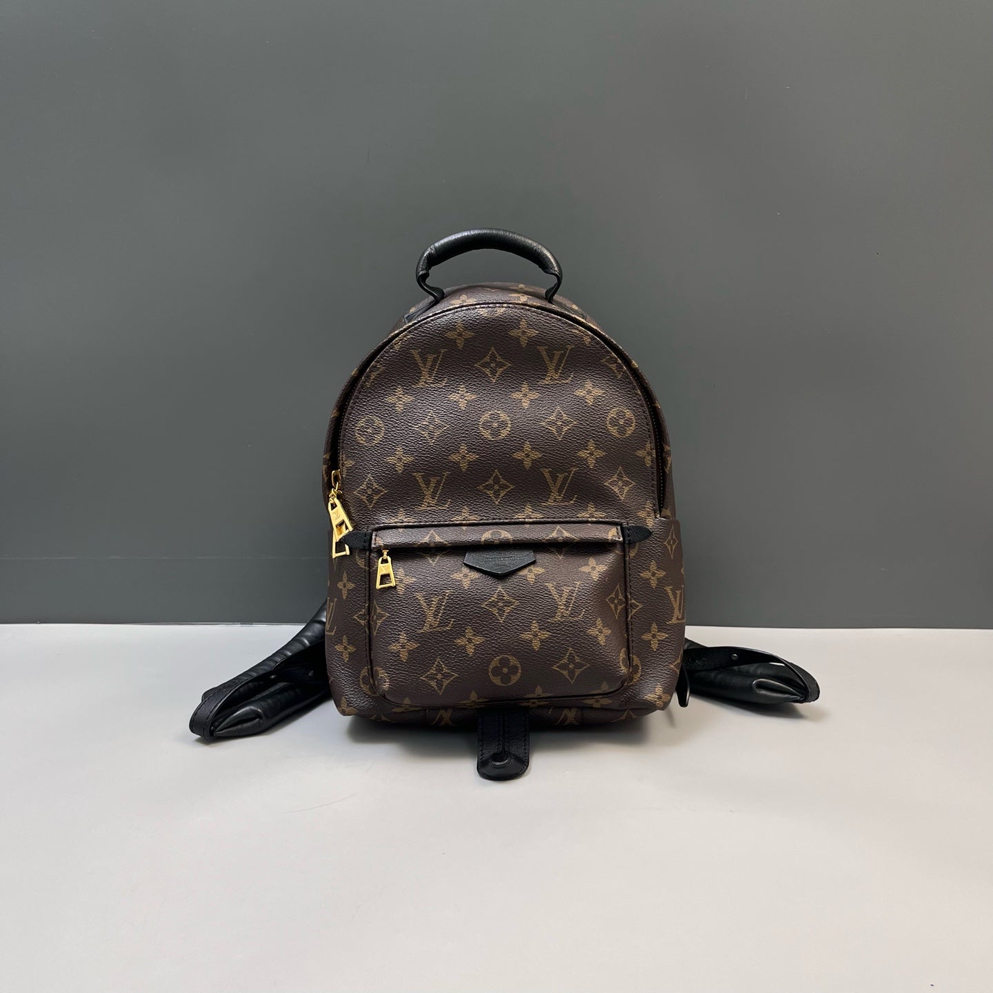 Louis Vuitton - Other - Synthetic - Brown - (small)
