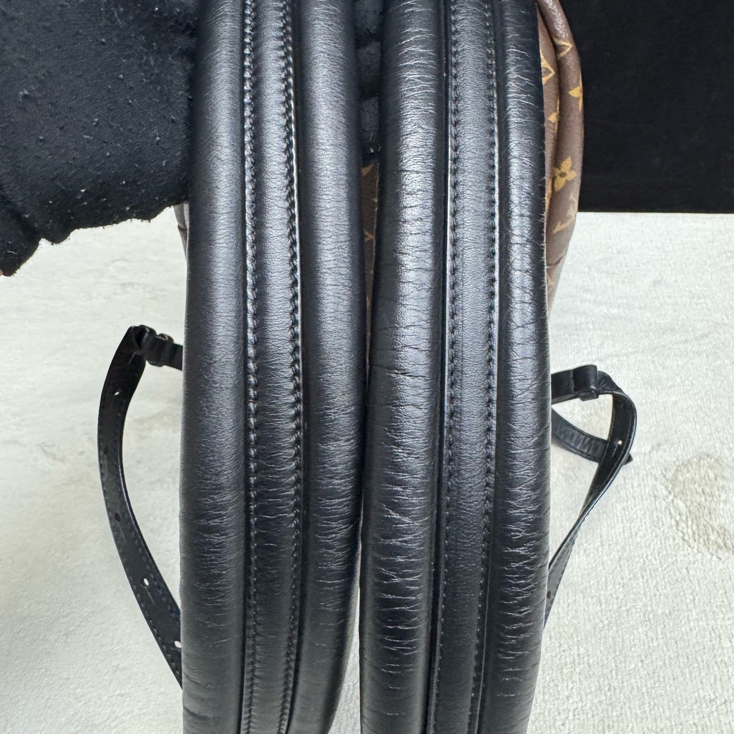 Louis Vuitton - Other - Synthetic - Brown - (small)
