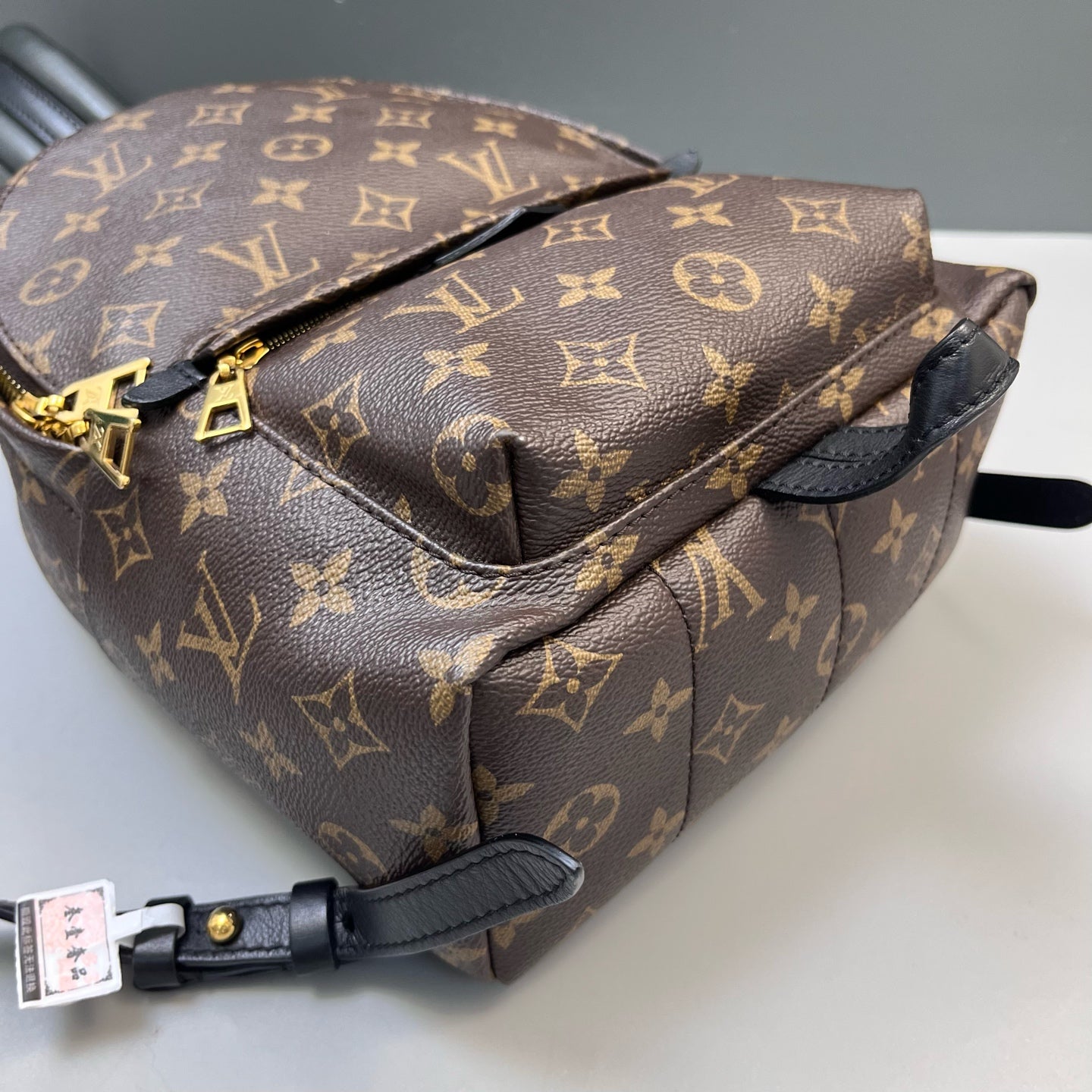 Louis Vuitton - Other - Synthetic - Brown - (small)