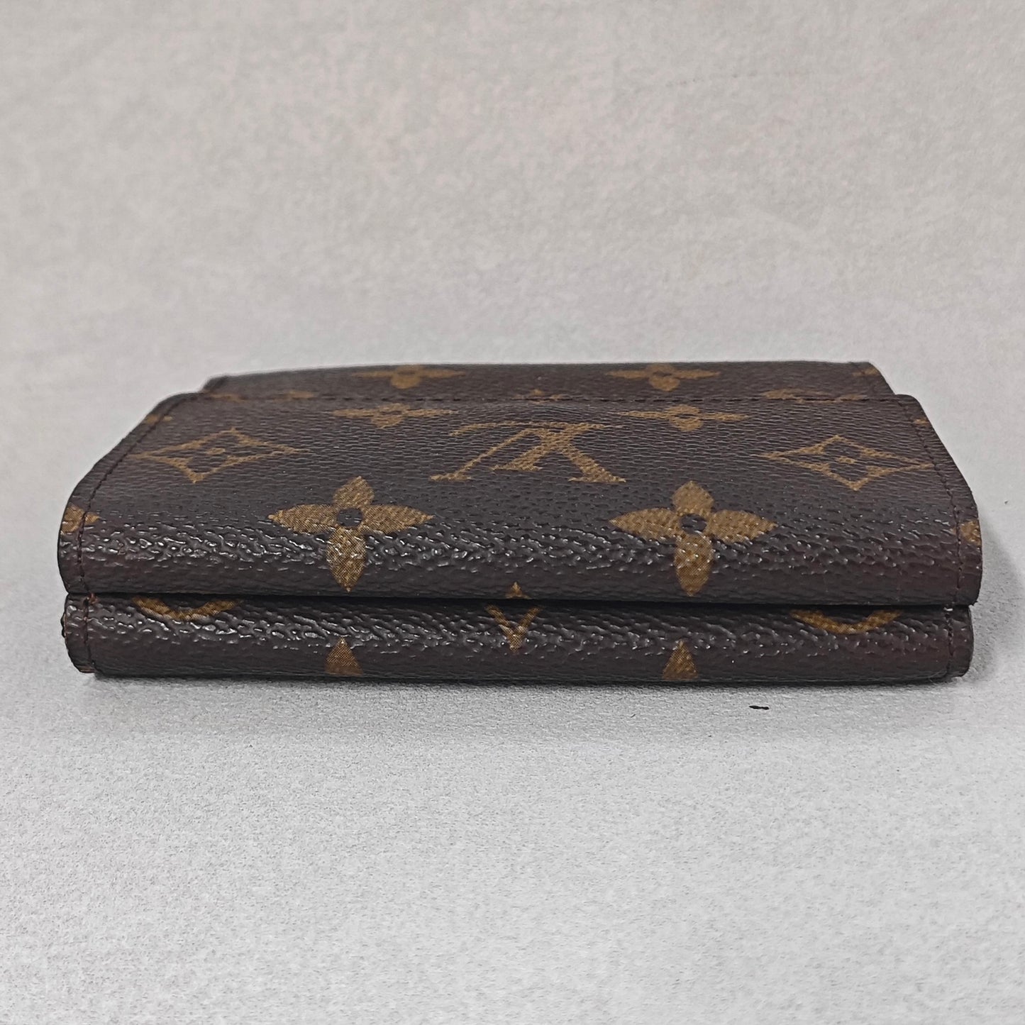 Louis Vuitton - Other - Synthetic - Brown - (small)